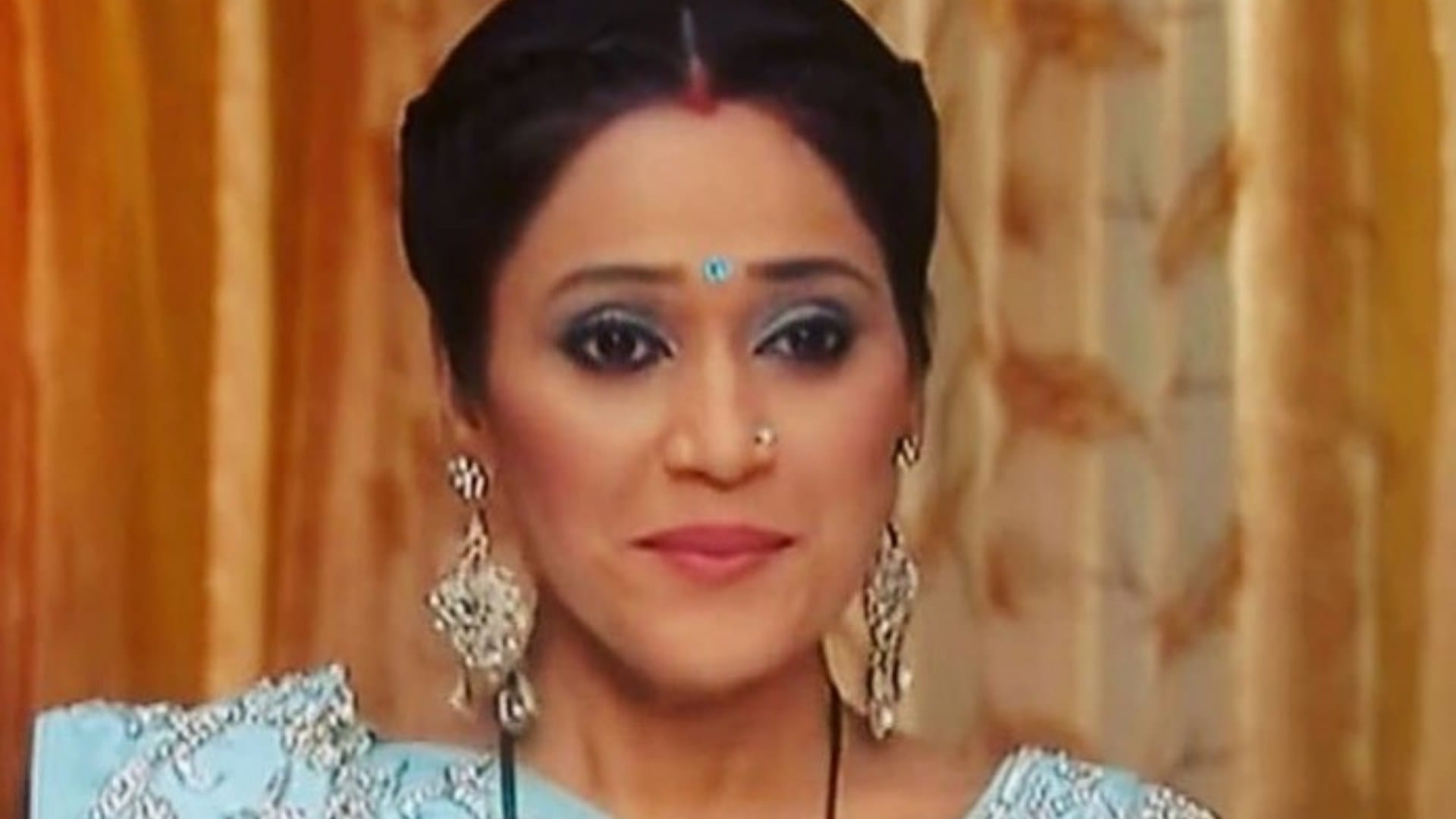 Actresses Who Left Show Midway Disha Vakani Hina Khan Charu Asopa Shilpa Shinde