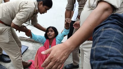 Mother and daughter died due to electric shock in Bareilly