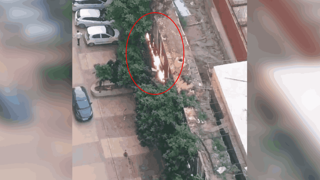 Fire due to leakage in IGL pipeline in Gaur City Greater Noida