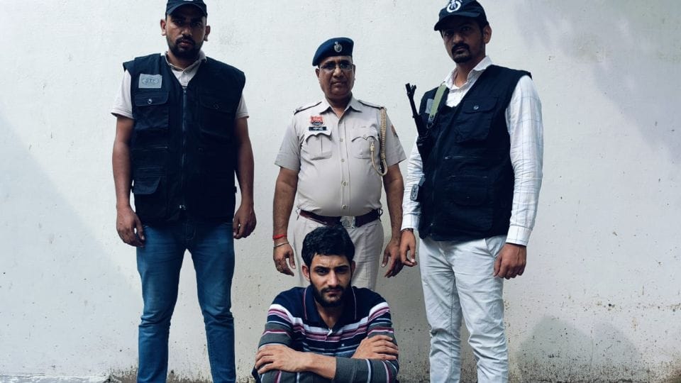 STF arrested Rohit associate of gangster Kala Khairampuria who opened fire at Mahindra showroom in Hisar