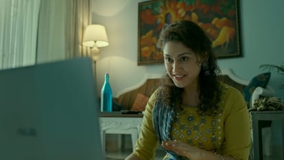 Chalti Rahe Zindagi Movie Review in Hindi by Pankaj Shukla Aarti S. Bagdi Seema Biswas Manjari Fadnnis Siddhan