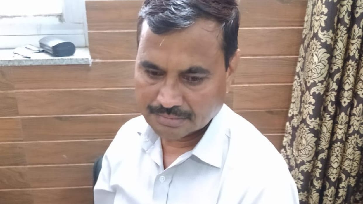 Dausa Excise Officer Kailash Chandra Prajapati arrested taking bribe