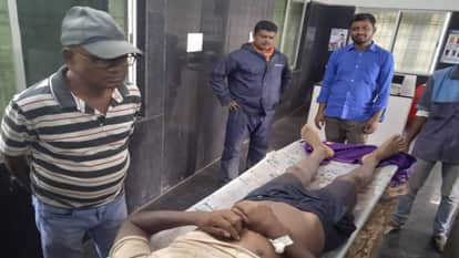 Anuppur News An old man died after being bitten by poisonous snake while sleeping on ground