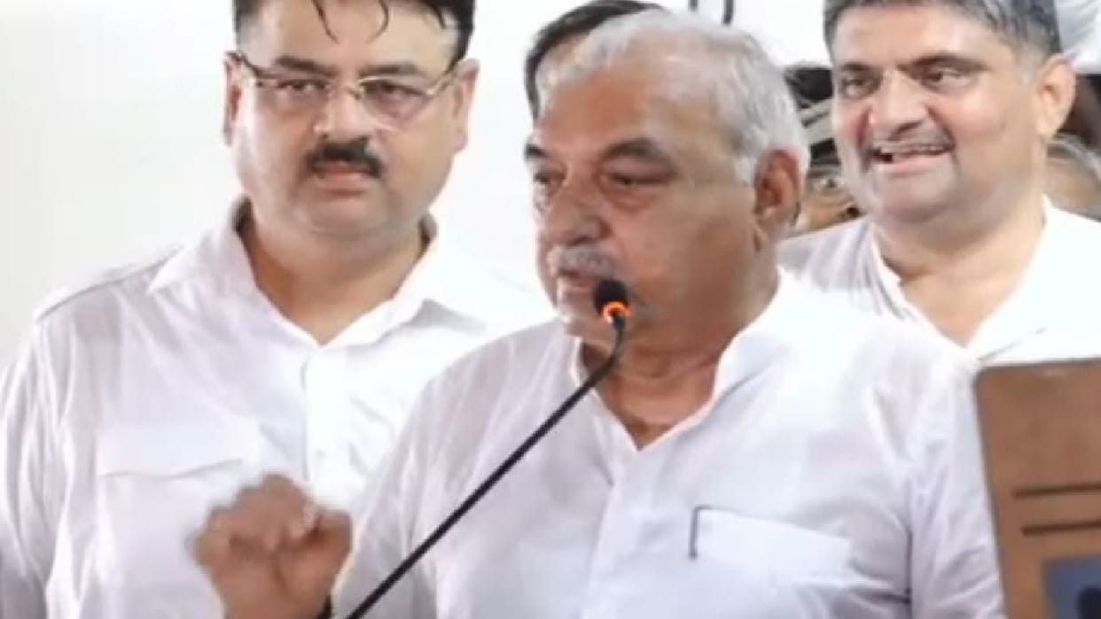 Former CM Hooda taunts BJP in Rewari, Government hired youth on contract and sent them to war against Israel