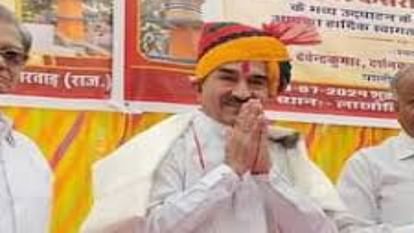Rajasthan: भाजपा प्रदेश अध्यक्ष राठौर का यू-टर्न, जिलों की राजनीति से किया किनारा, कहा- मेरा काम संगठन संभालना Rajasthan: BJP state president Madan Rathore distanced himself from district politics