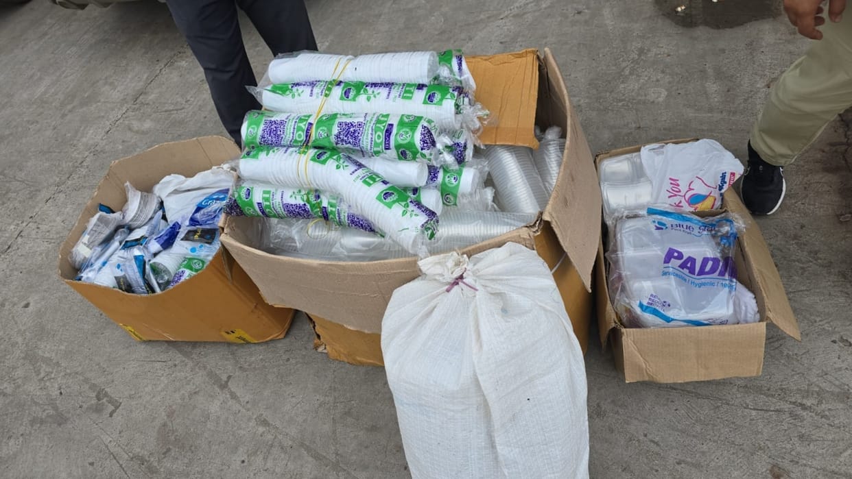 Sirohi: Pollution Control Board's action on Hotel The Hind, 37.80 kg of banned single use plastic seized