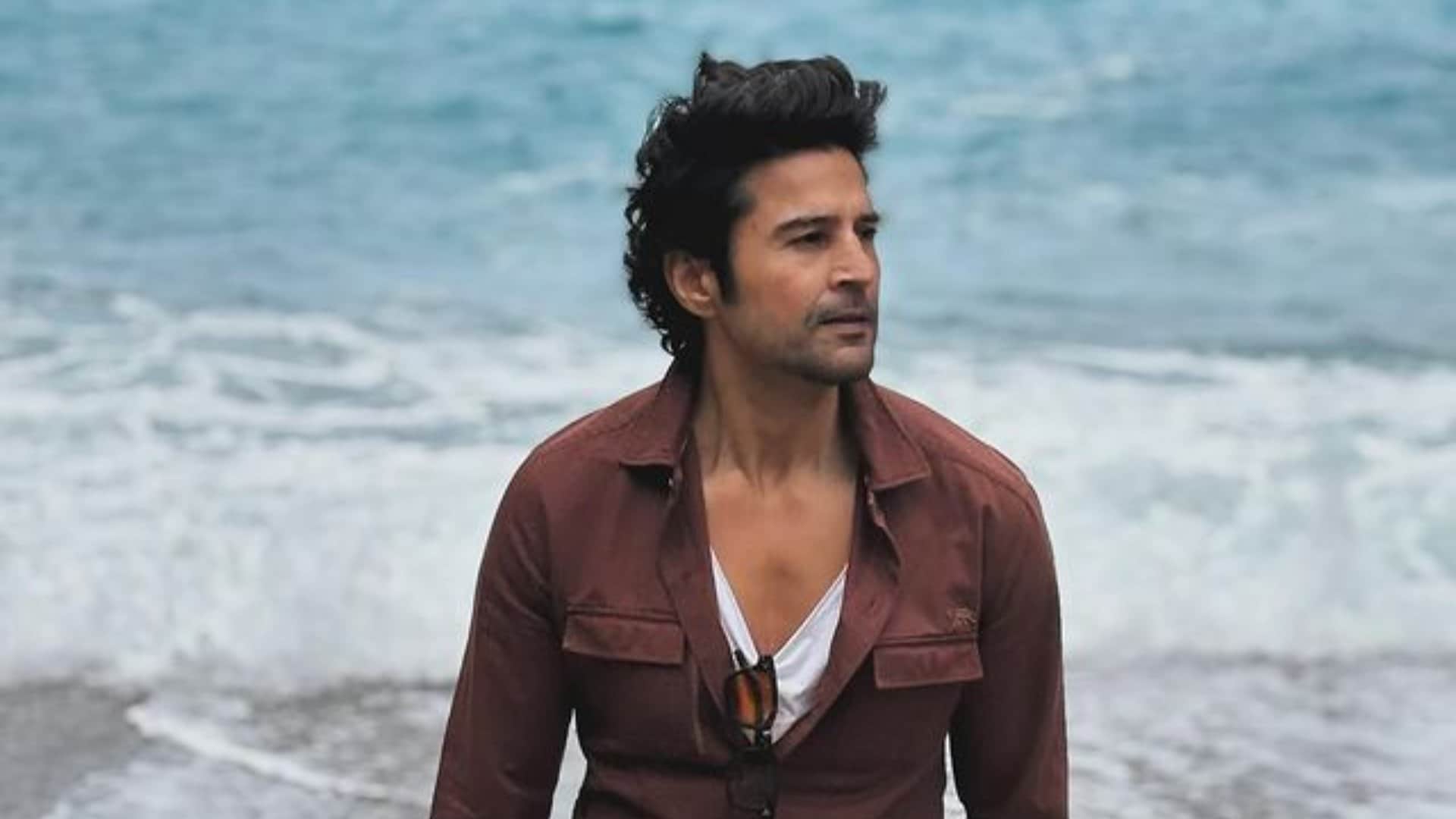 Showtime actor Rajeev Khandelwal said it is wrong to ban Pakistani artists says I do not understand it
