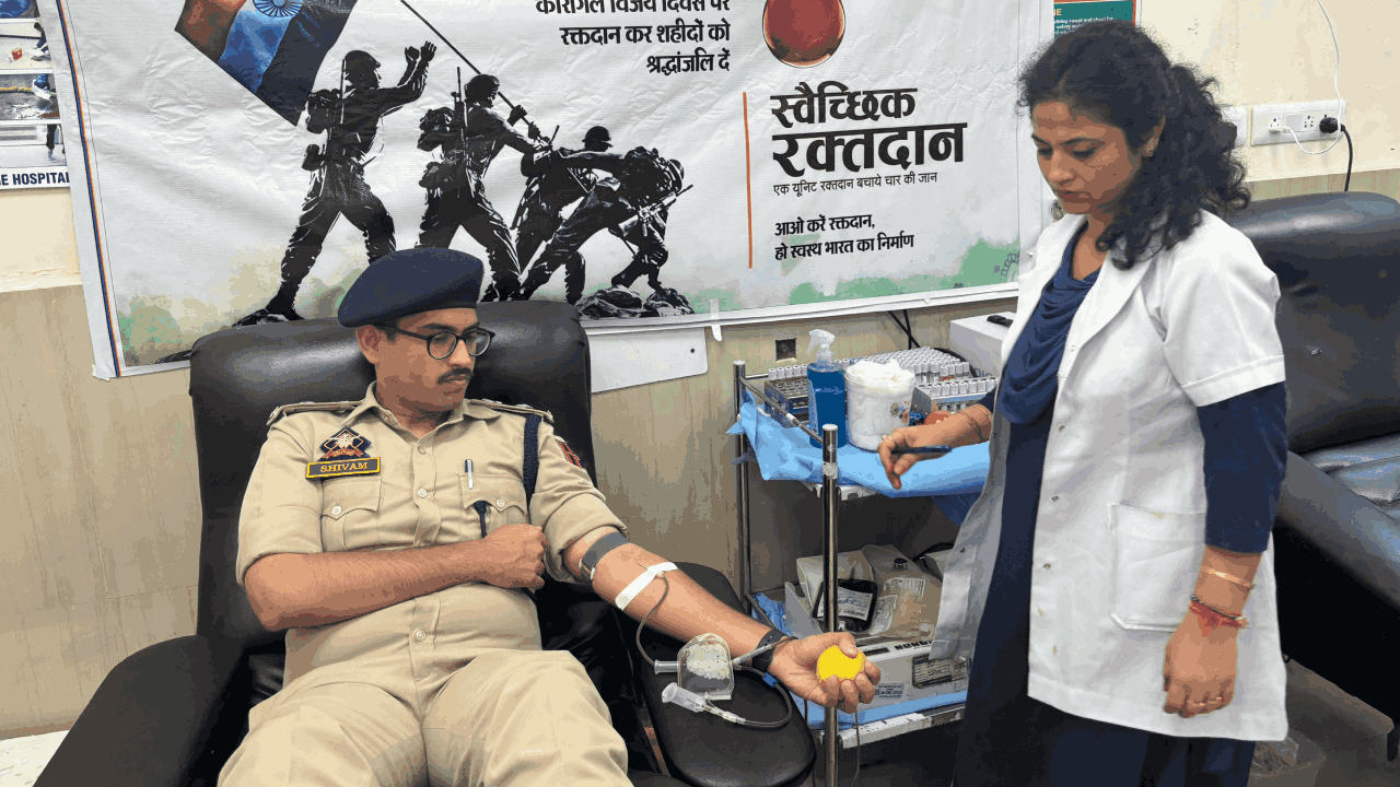 A great donation was made in Jammu by donating blood in memory of the martyred brave soldiers of Kargil