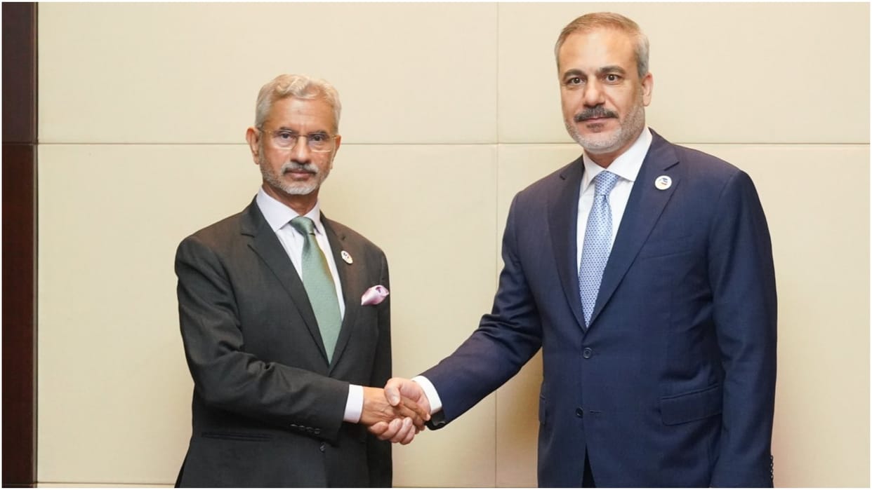External Affairs Minister S Jaishankar in laos meets Foreign Minister of various countries
