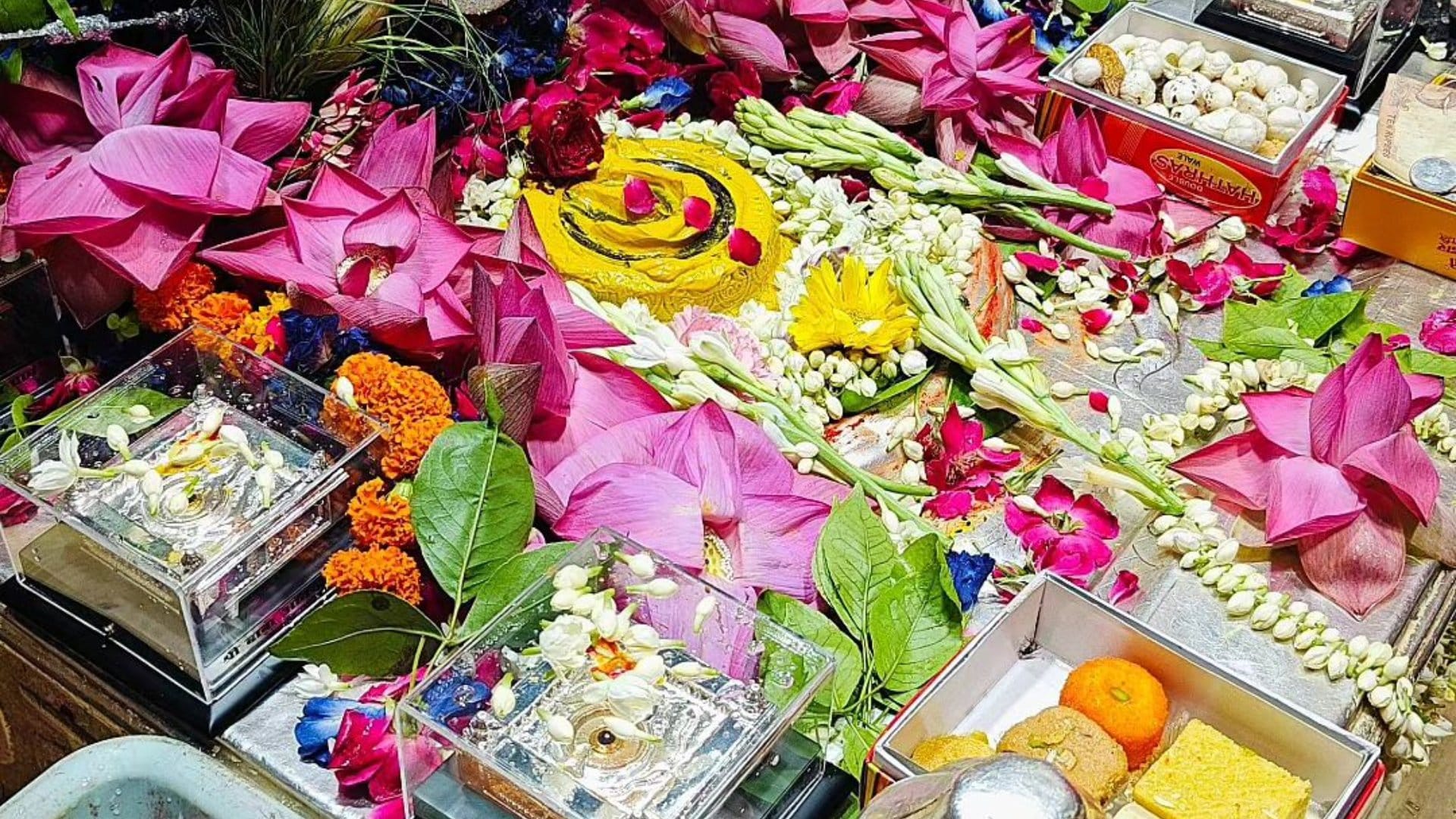 famous Shiv Temple In Kanpur history of Anandeshwar Temple Parmat mandir in Kanpur