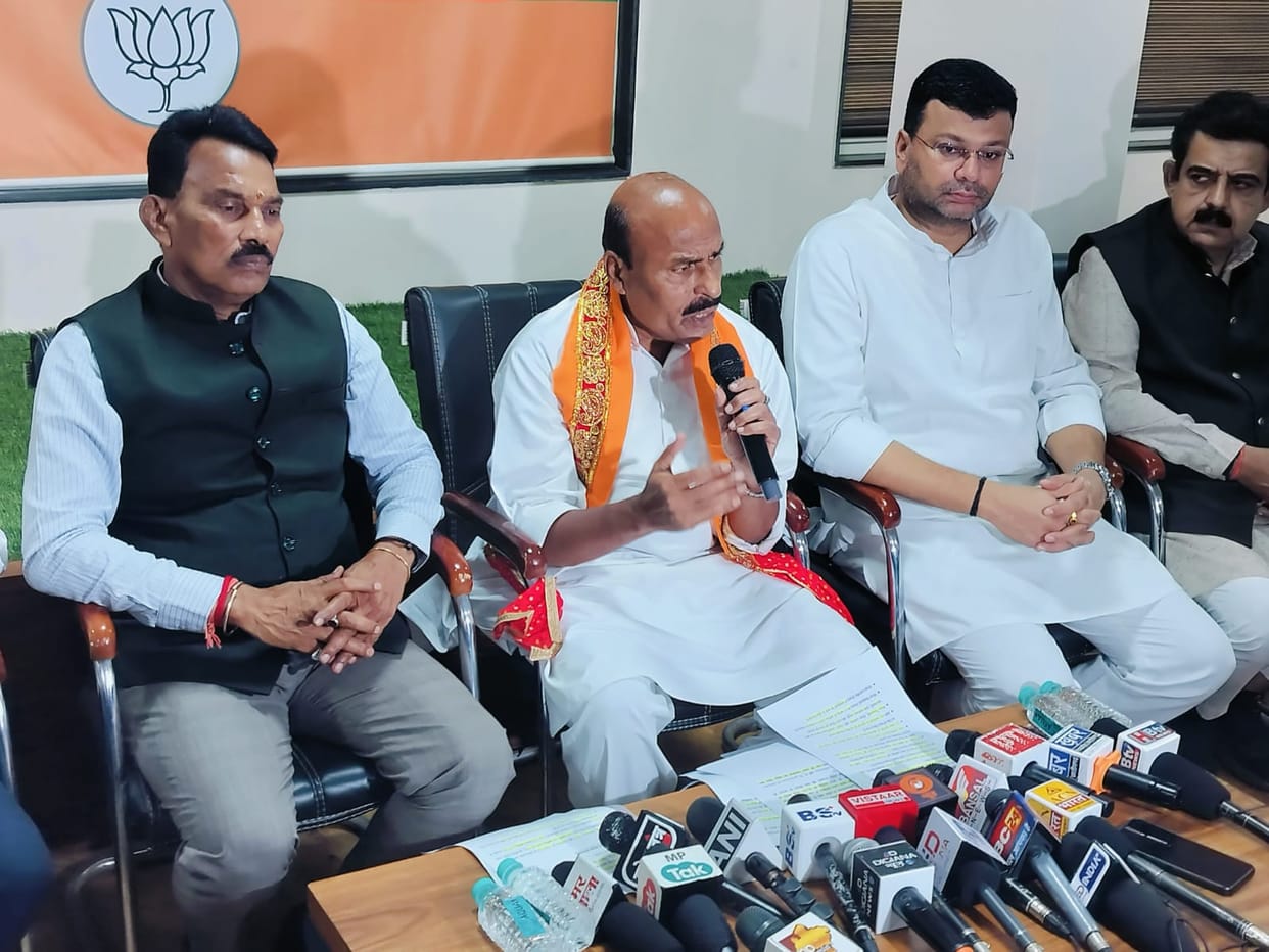 Indore: Union Minister Virendra Khatik said- the opposition is going through a period of frustration and disap