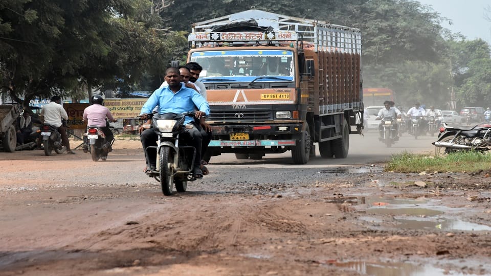Road from soot mill to Nada bridge