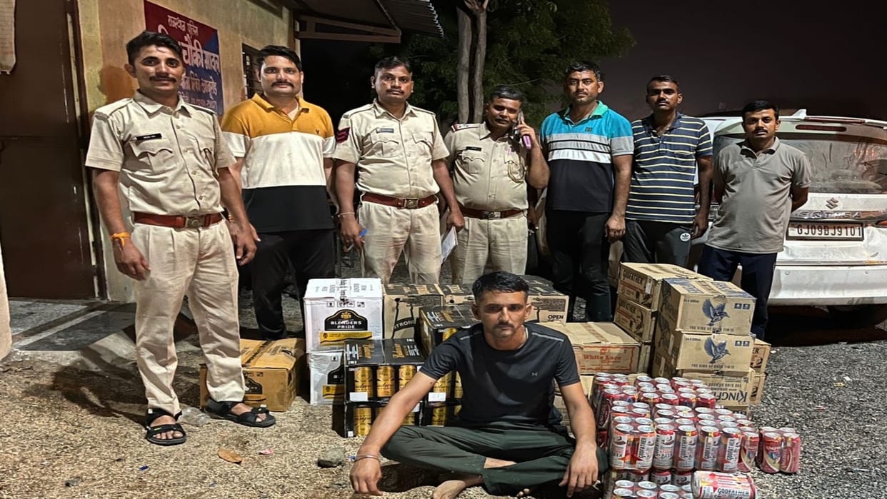 Sirohi: Liquor being taken illegally to Gujarat seized, criminal was running away after breaking the blockade