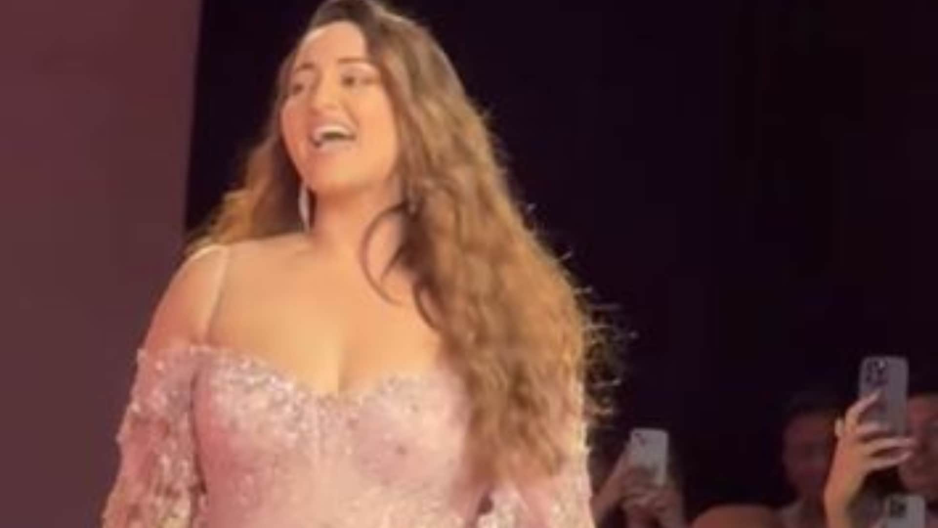 Sonakshi Sinha Walks The Ramp First Time After Wedding Zaheer Iqbal looks beautiful Thigh High Slit Gown viral