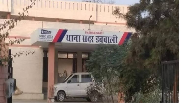 रिश्तों का कत्ल: झगड़े में पत्नी को मार डाला, खून से सना हथियार लेकर सरेंडर करने पहुंचा आरोपी पति