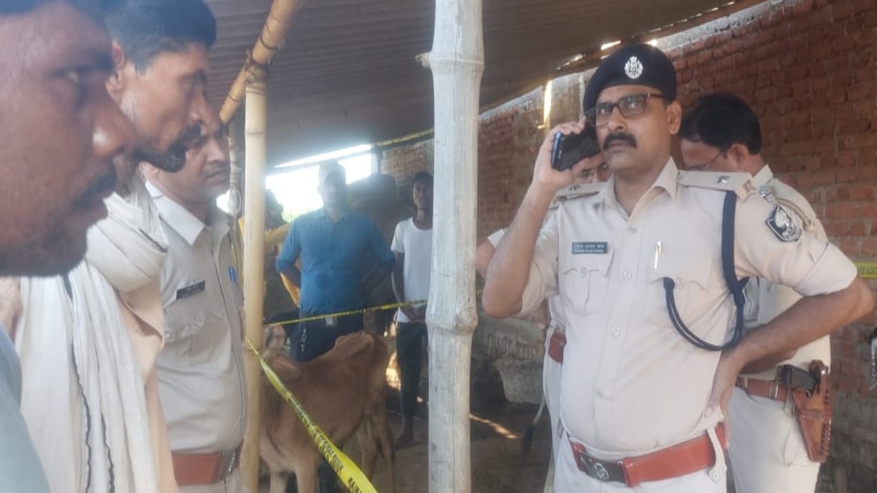 Aurangabad News: criminals killed an elderly man by slitting his throat while he was sleeping