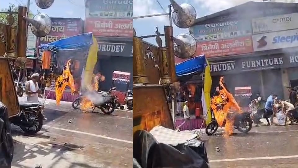 Rishikesh News Kawadiya Running bike caught fire causing panic