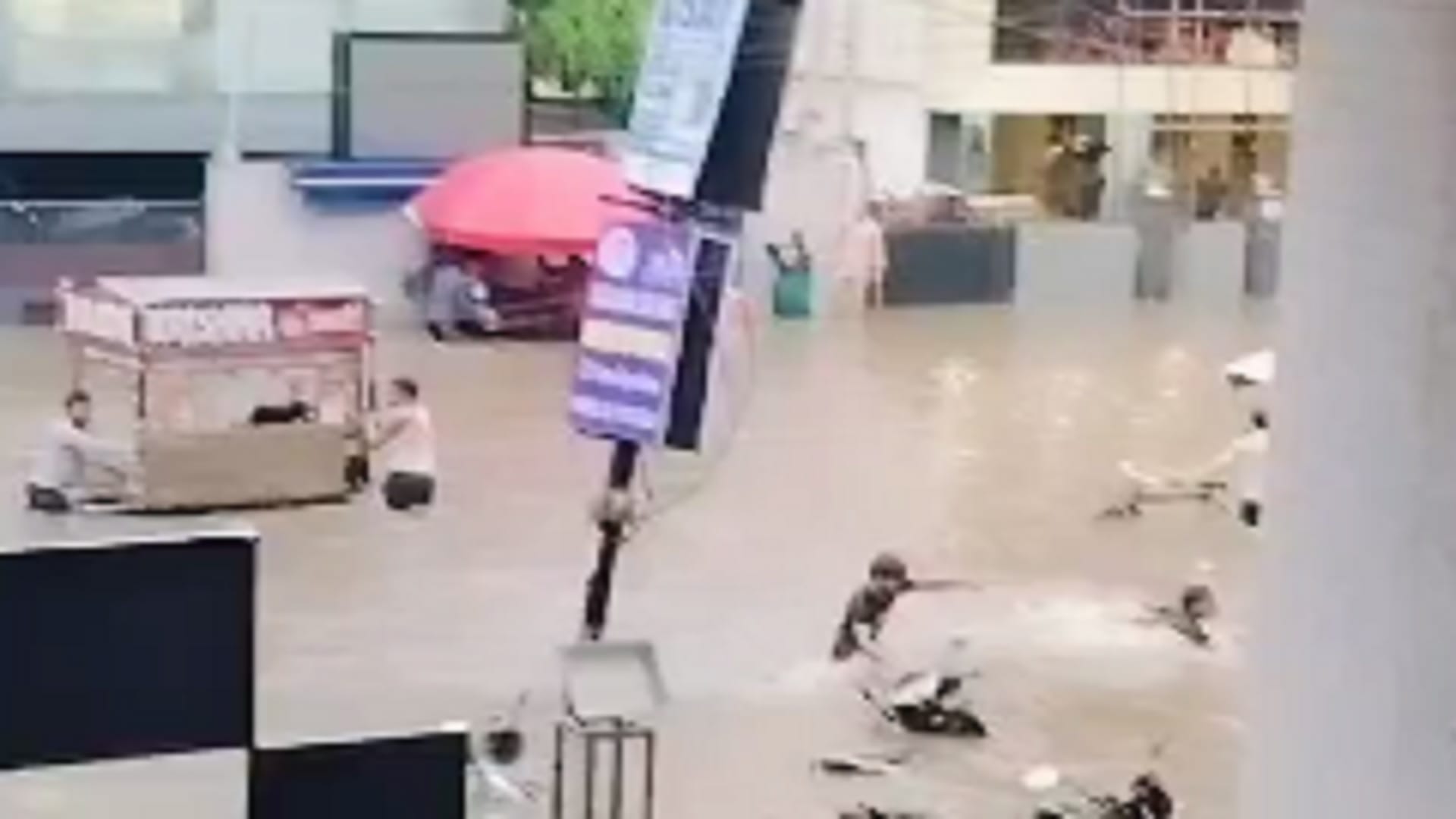 Delhi Coaching Centre Flooded new video of Rajendra Nagar accident surfaced SUV passed by and gate fell down