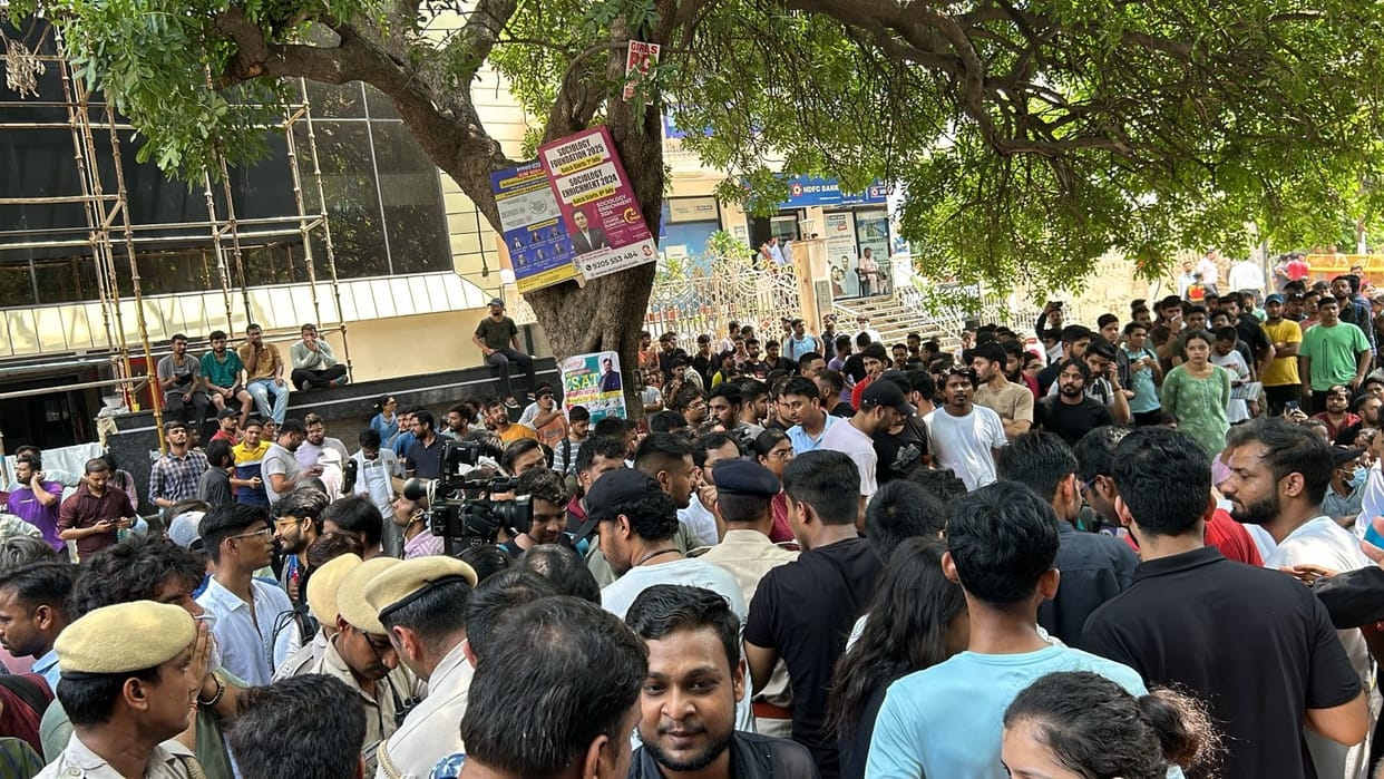 Delhi Coaching Centre Flooded Live Updates Old Rajendra Nagar BJP workers Protesting News in Hindi