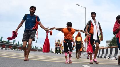 हरिद्वार में शिवभक्तों का सैलाब: पैर में घुंघरू, जुबां पर हर-हर महादेव...एक करोड़ 83 लाख से ज्यादा ने भरा जल Kanwar Yatra 2024 Huge Crowd in haridwar More than one crore 83 lakh Devotees Take Gangajal So Far
