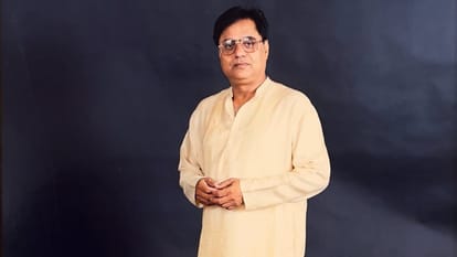 Jagjit Singh birth anniversary know unknown facts about ghazal singer career struggles hit songs albums story
