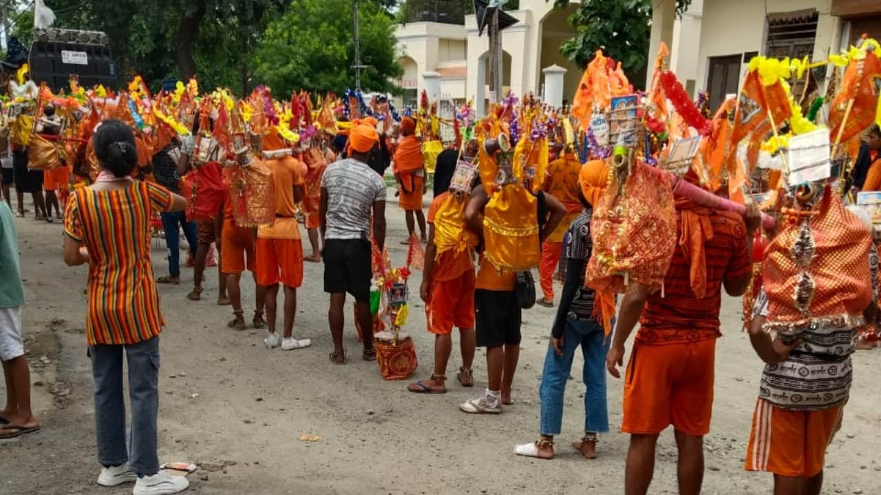 कांवड़ियों का जत्था (फाइल)