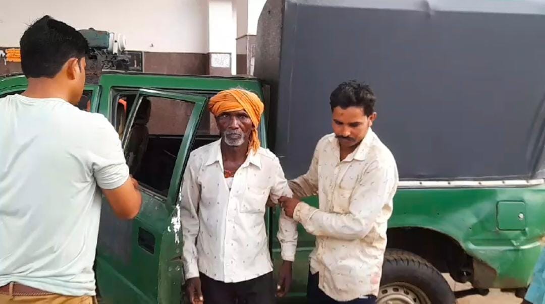 Tiger Attacks Shepherd In Jajagarh Near Bandhavgarh Tiger Reserve, Hospitalised