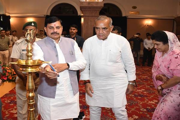 MP News: New tiger reserves will be developed in the state, CM said - It is good fortune to have the highest n