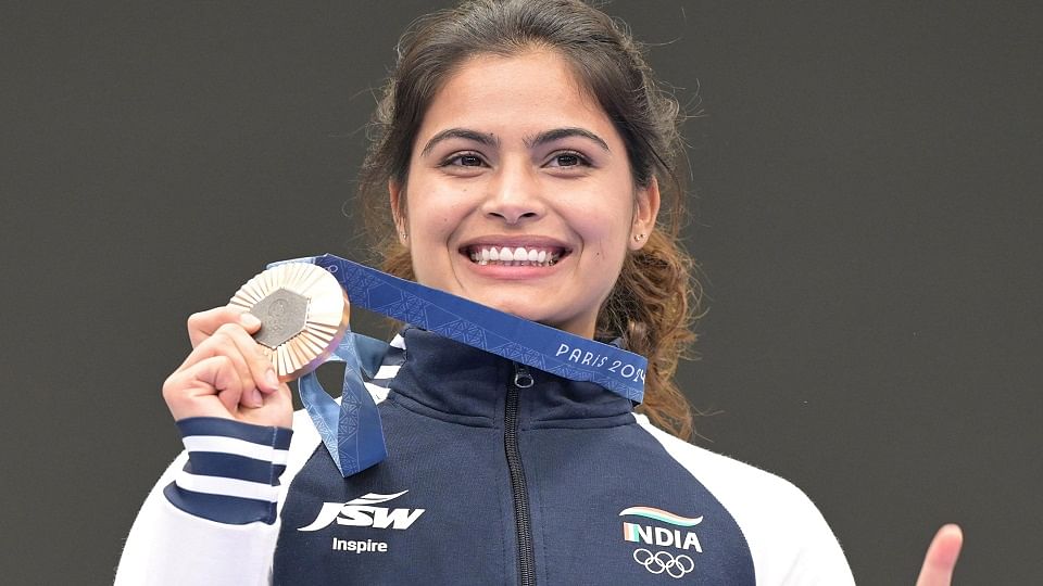 Paris Olympics 2024 Shooting Bronze Medalist Manu Bhaker Tattoo On Back ...