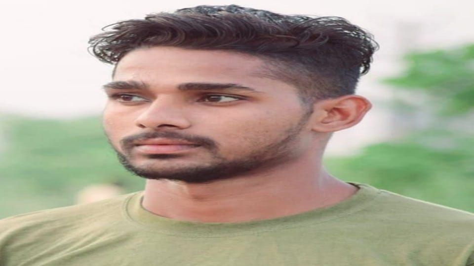Bikes of Kanwariyas collided, one dead and five injured