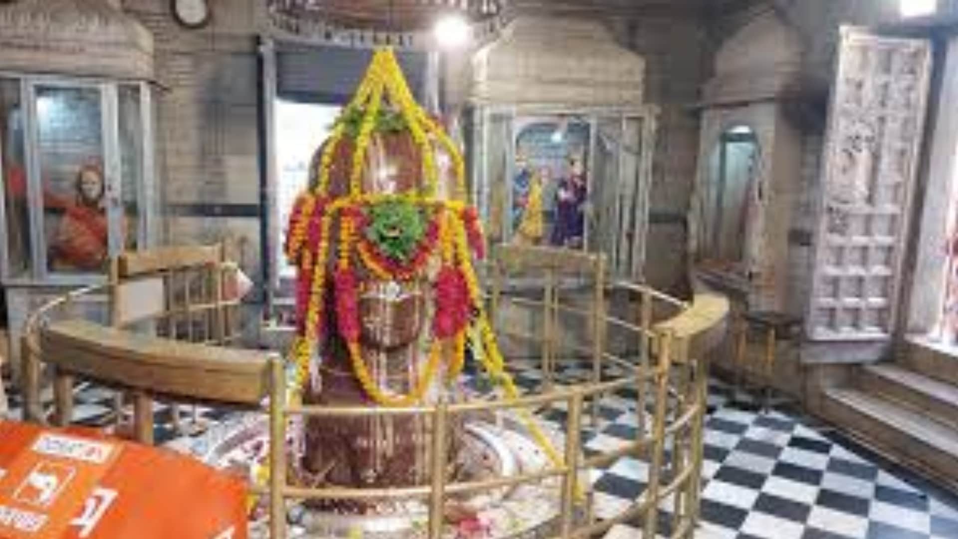 Sawan Somwar: There are miraculous temples of Lord Shiva in Madhya Pradesh, each has its own story