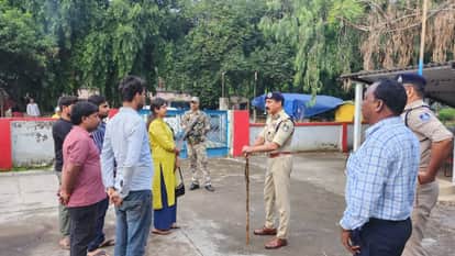 Anuppur ADGP inspected Central Bank announced a reward of Rs 30,000 in murder case
