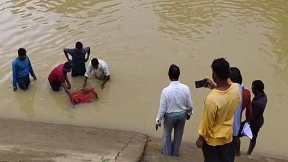 body of woman was found in canal she was missing for two days in Korba