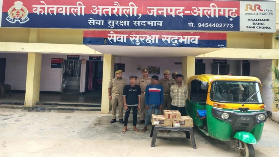 Three accused of inter-district gang involved in liquor theft arrested