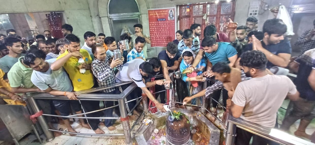 West UP News Live: devotees performed Jalabhishek at Pura Mahadev in Baghpat, read latest news