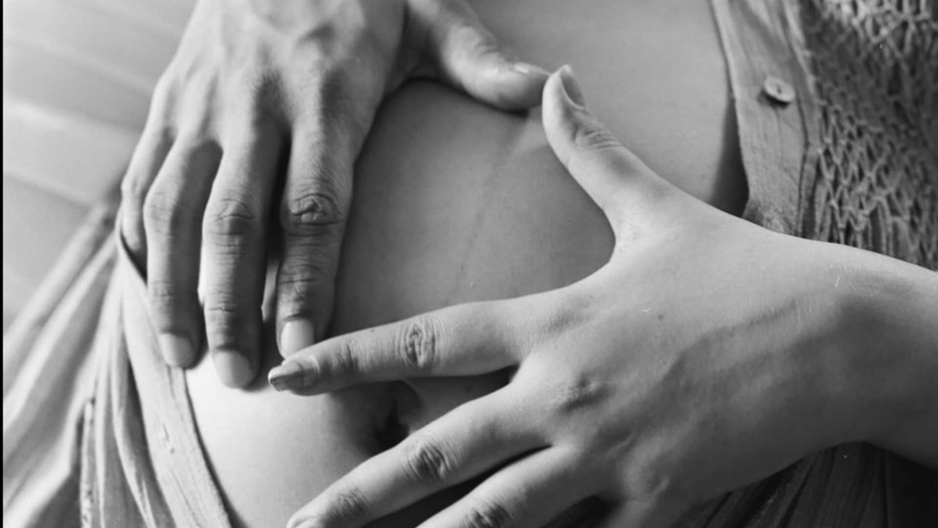 Shabana Azmi went to see new the mommy Richa Chadha with Dia Mirza Urmila Matondkar and Tanvi Azmi shares pi