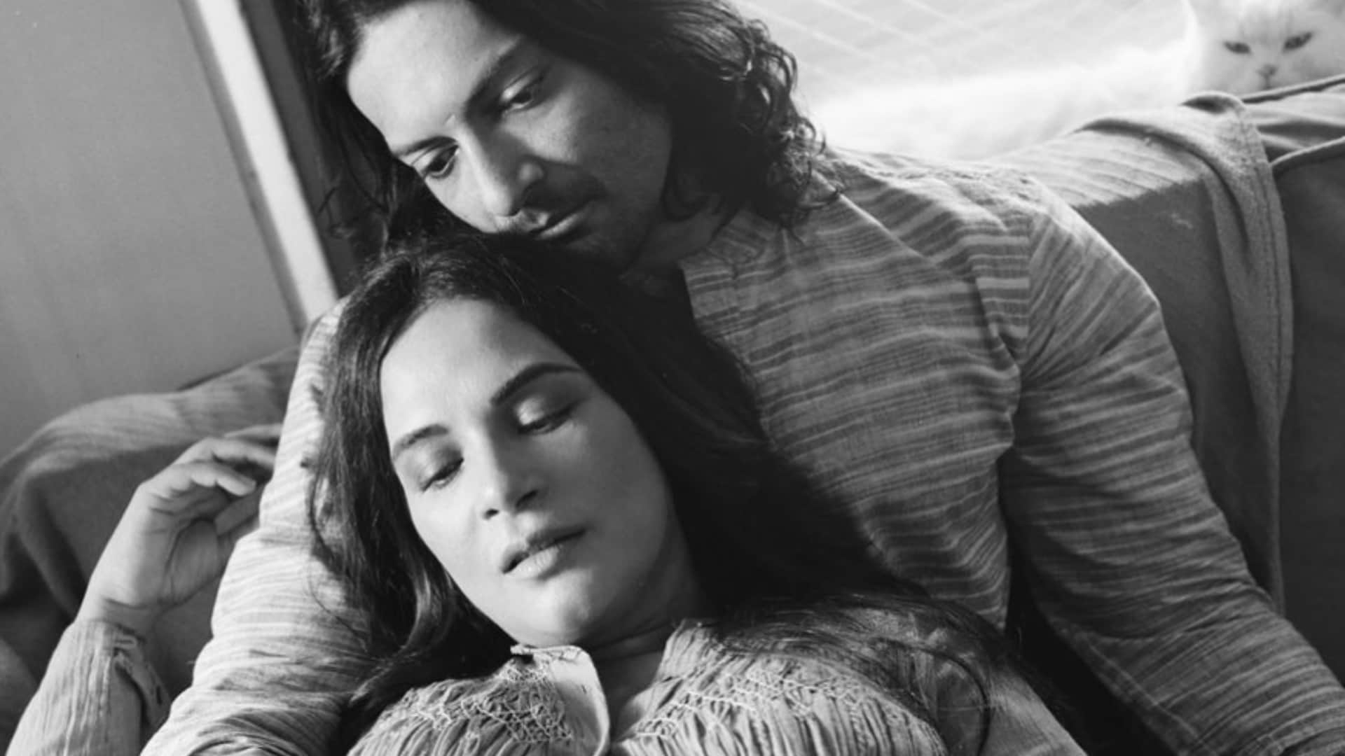 Shabana Azmi went to see new the mommy Richa Chadha with Dia Mirza Urmila Matondkar and Tanvi Azmi shares pi