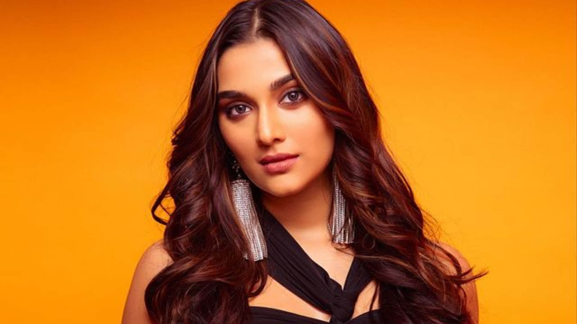 Actresses Launched by Salman Khan in Movies Sonakshi Sinha Zareen Khan Sneha Ullal Daisy Shah