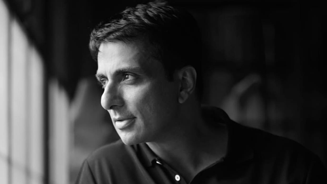 Sonu Sood reacts on pushpa 2 the rule star Allu Arjun jail and bail ordeal says it is life of actors