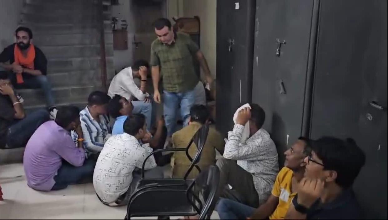 Shahdol 19 gamblers arrested Items worth Rs. 9 lakhs Seized