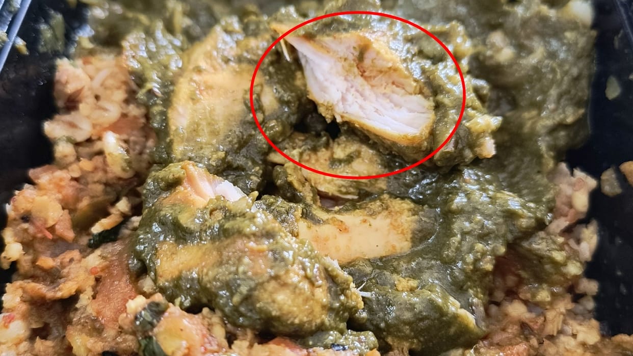 User ends up receiving chicken Palak despite ordering pure-veg food in Sawan, company apologised