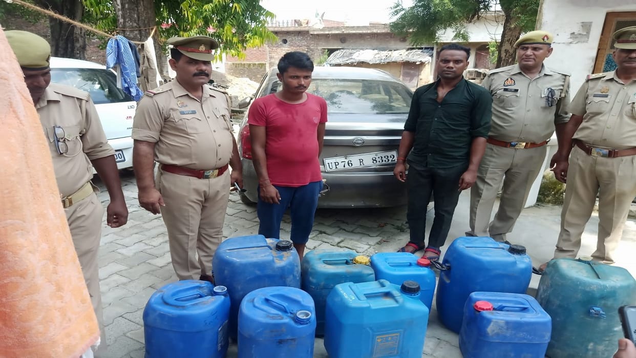 two men arrested for stealing diesel from vehicles parked at Dhaba in Bareilly