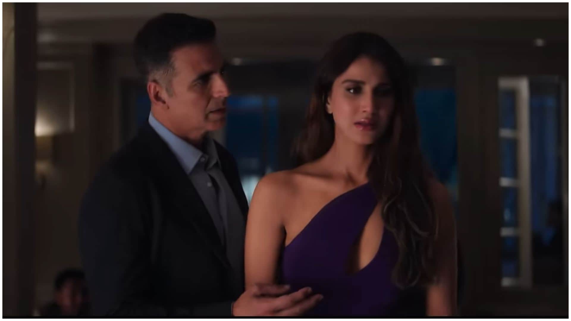 Akshay Kumar and Vaani Kapoor Movie Khel Khel Mein New Song Duur Na Karin Out