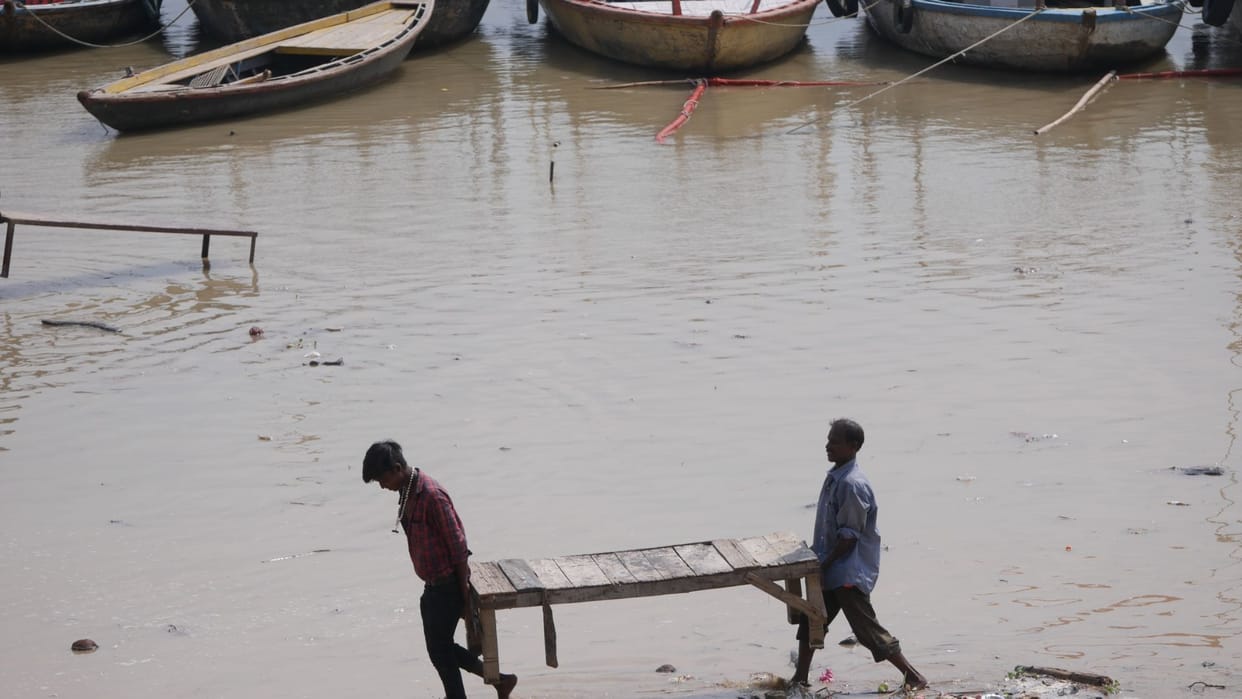 water level of Ganga rising rapidly in Varanasi