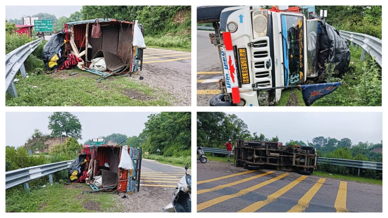 Una Road Accident A pickup truck full of devotees overturned in Sikkar Ka Paroh 38 injured