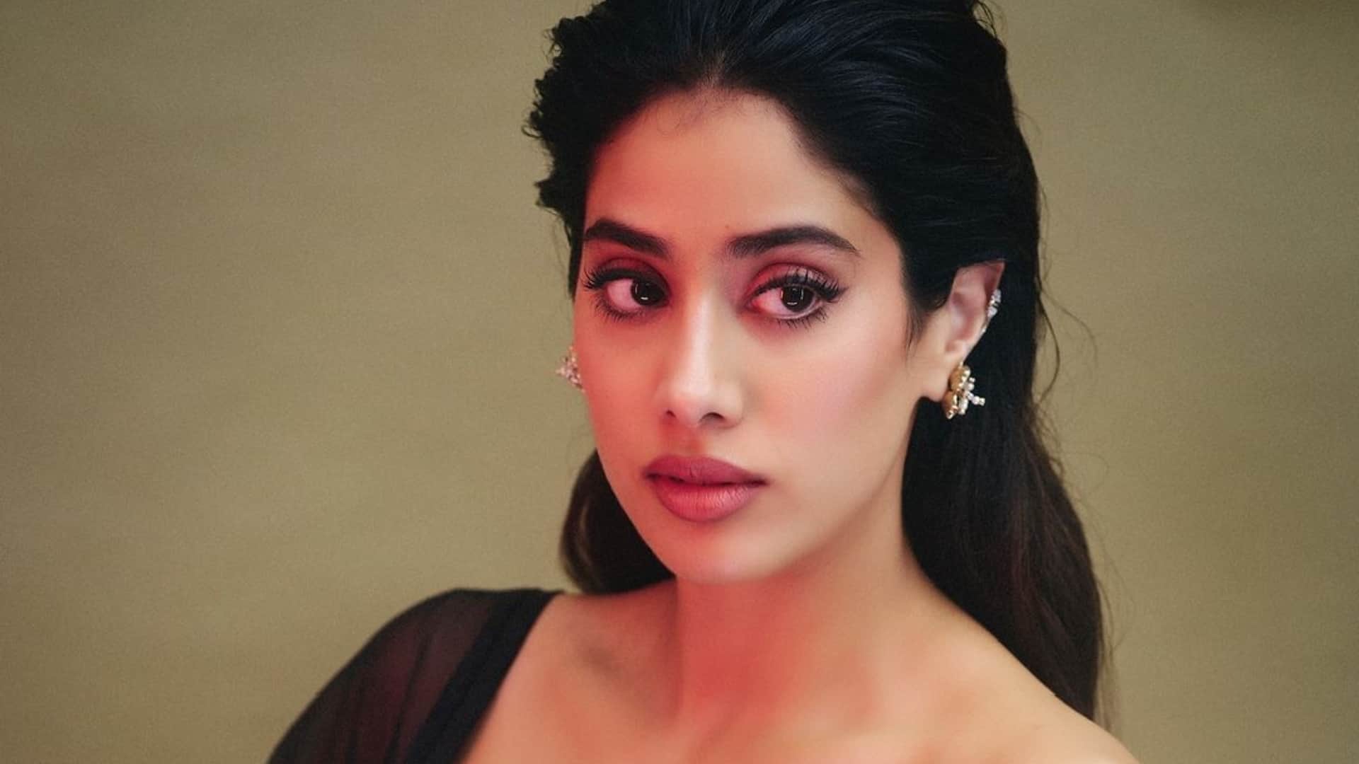 Janhvi Kapoor visits tirupati temple with rumored boyfriend shikhar pahariya on sridevi birthday
