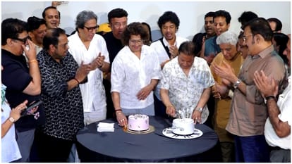 Zaved Akhtar to Papon Shaan Anup Jalota and Shankar Mahadevan these celebs attends BIRTHDAY CELEBRATION