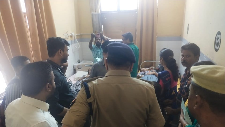 33 children fell down due to dizziness during prayer meeting in Kendriya Vidyalaya Etah