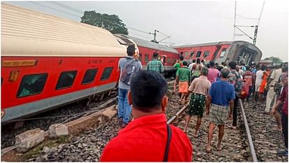 Indian Railway Jharkhand Train Mishap news in hindi Chakradharpur Howara-CSMT Express derailment Updates