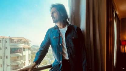 On Arjun Rampal Birthday Know How his Friendship with Shah Rukh Khan and Hrithik Roshan broke